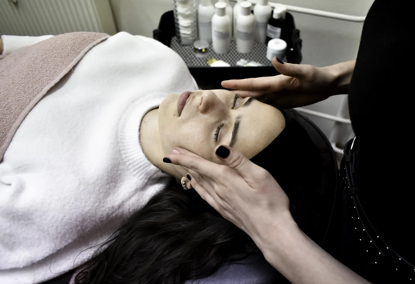 Relaxační masáž – ukázka práce, Vea Beauty