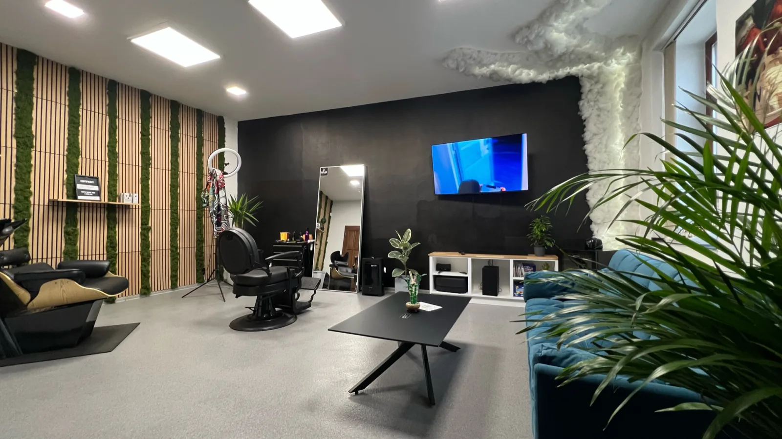 Cutlab – interiér salonu