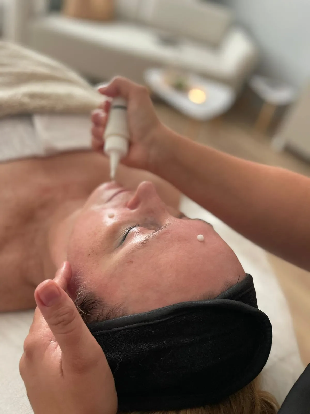 Kompletní kosmetická péče – ukázka práce, Kosmetický salon Pure
