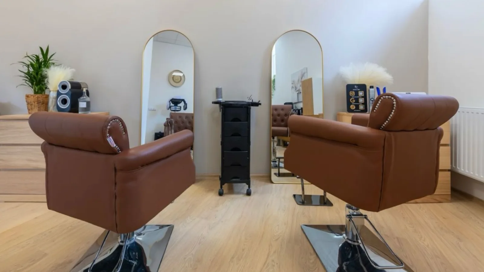 Tereza Radová - ROYAL CARE STUDIO – interiér salonu