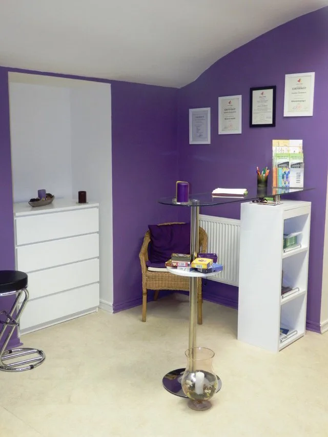 www.krasne-nohy.cz – interiér salonu