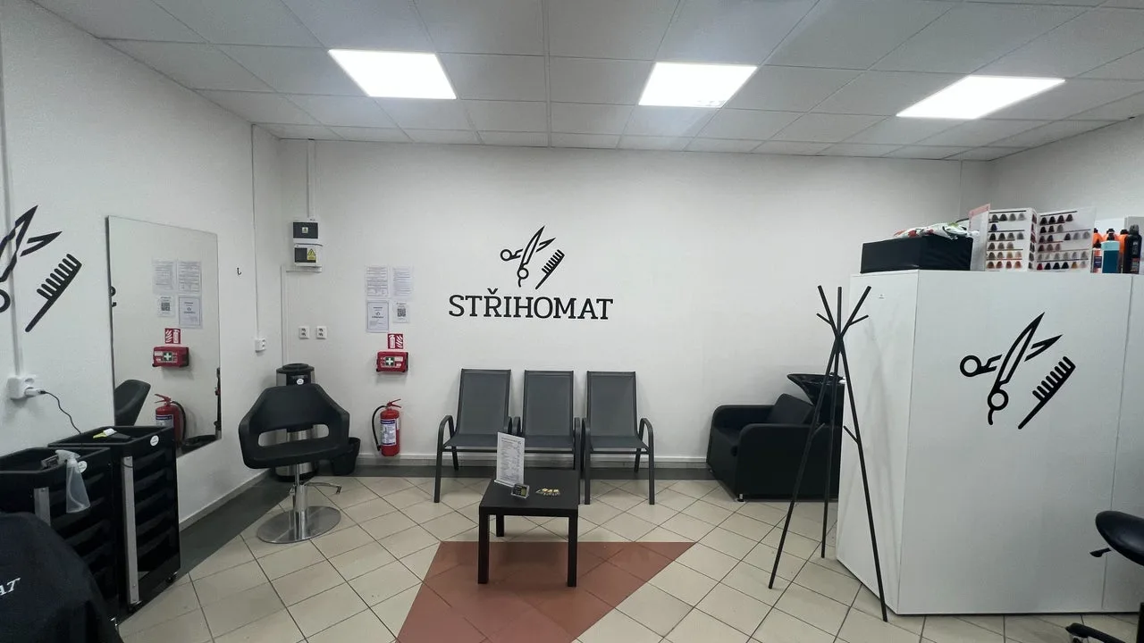 Střihomat – interiér salonu
