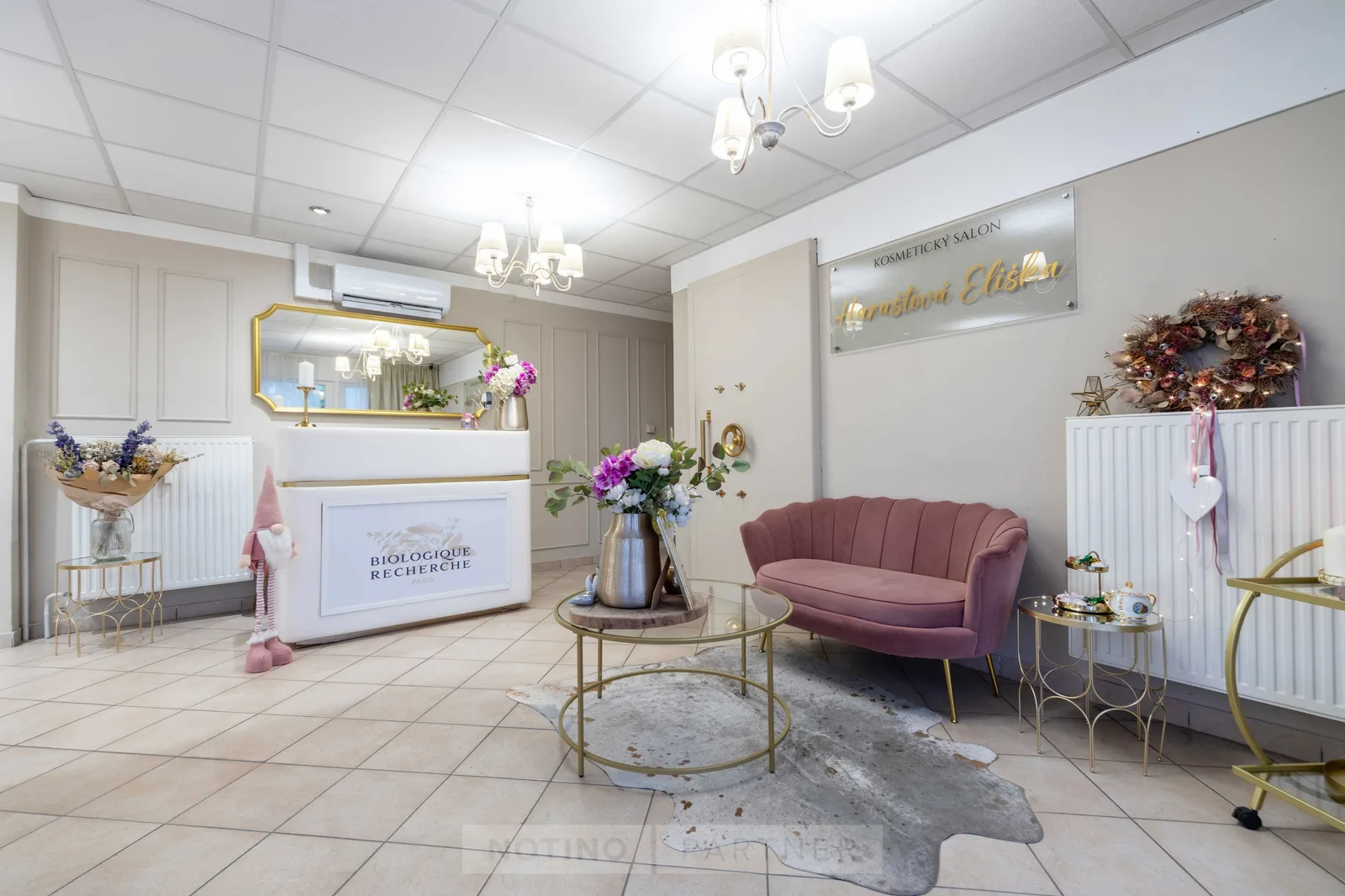 Lashroom Ellie - kosmetický salon – interiér salonu