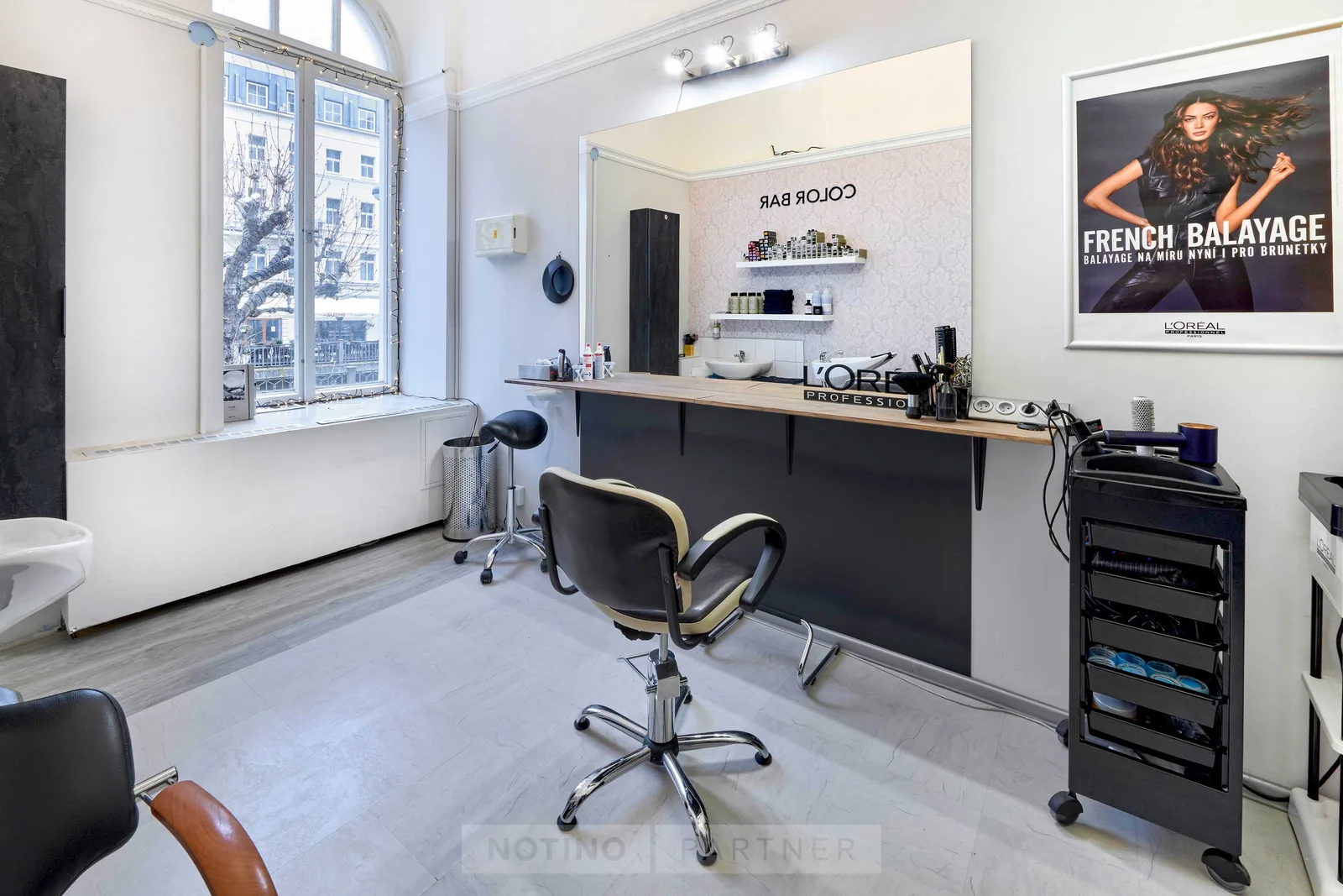 Barni Studio – interiér salonu