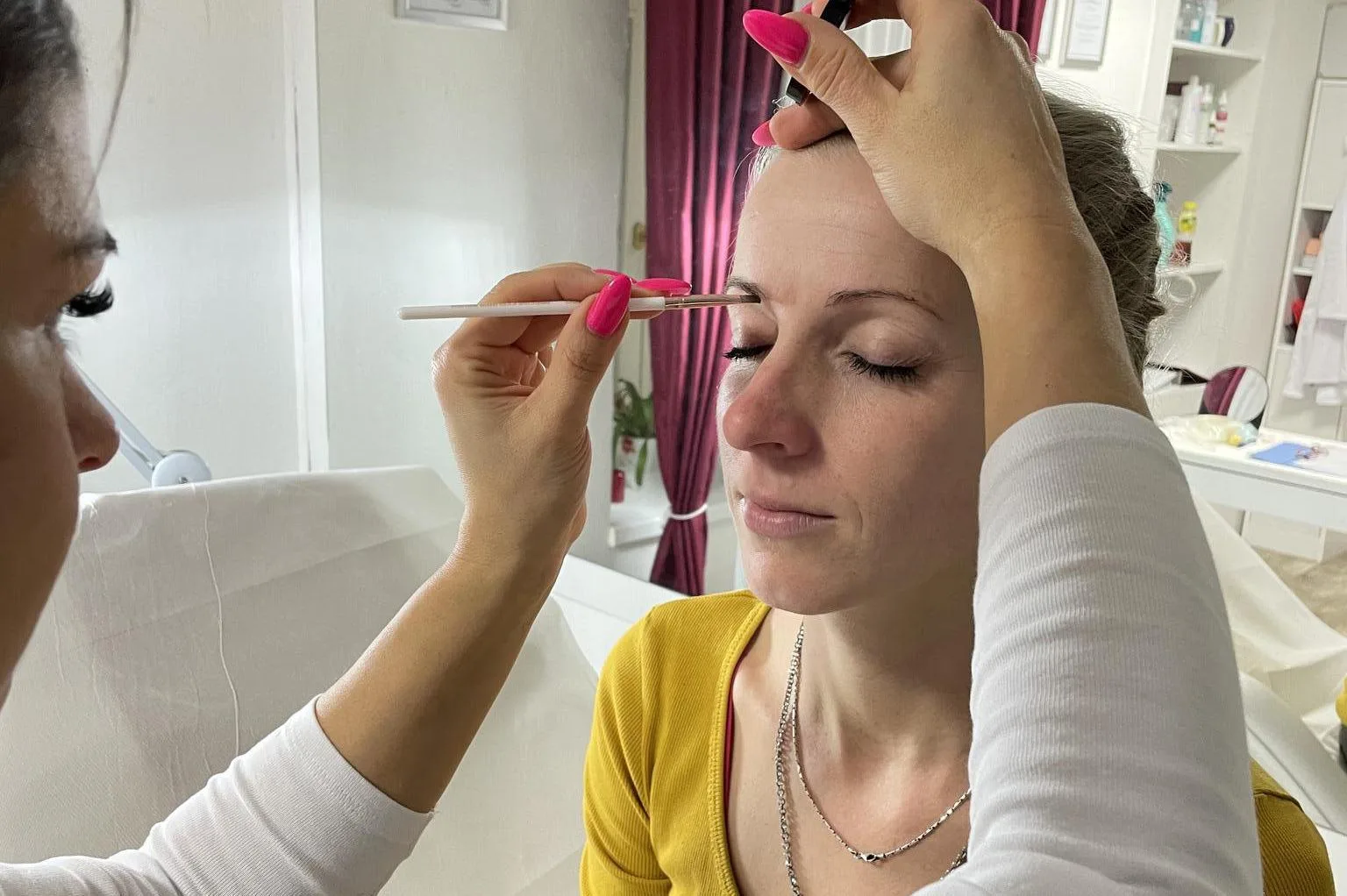 Pudrové obočí – ukázka práce, MD Permanent