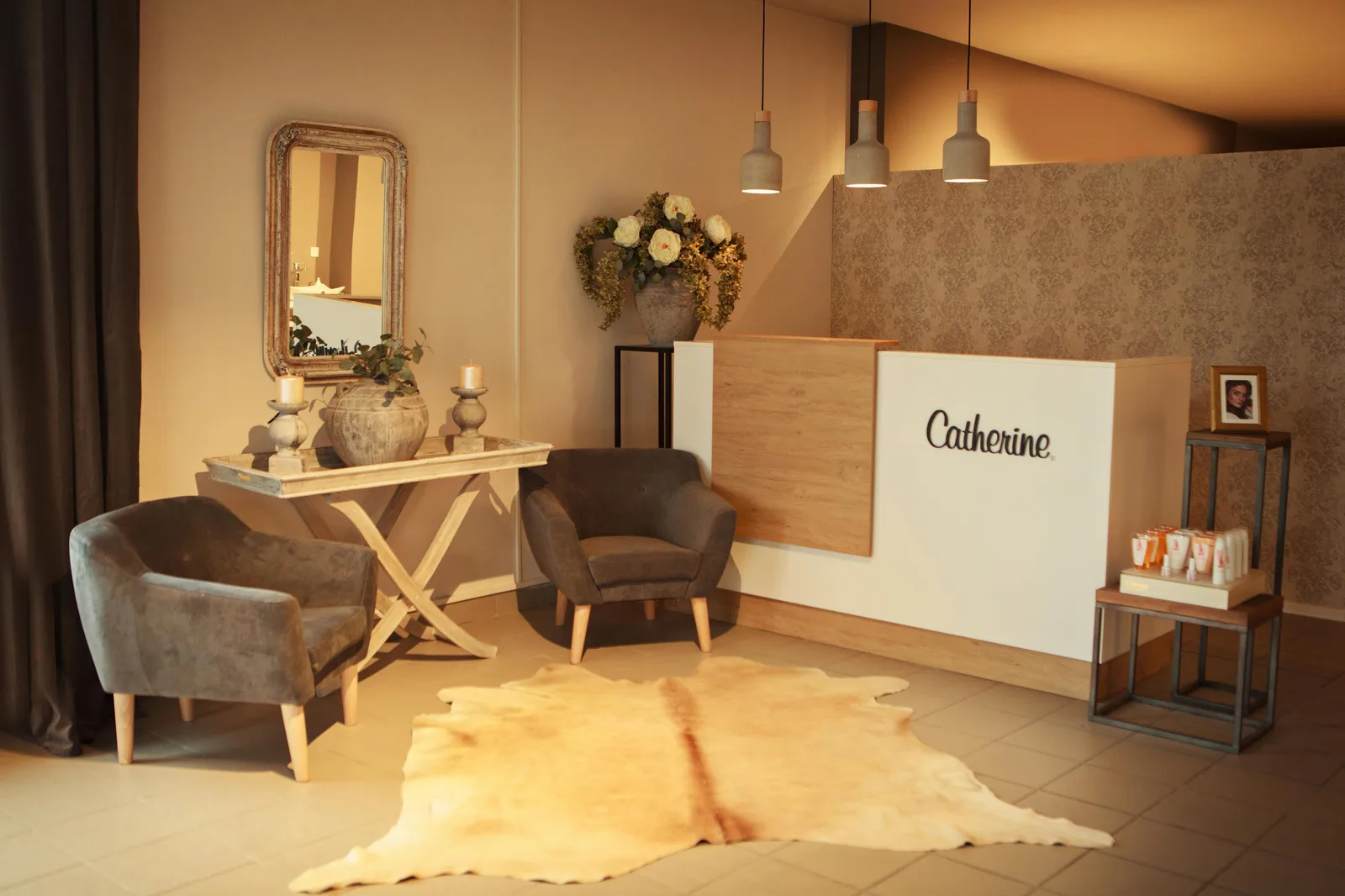 Catherine Nail Showroom – interiér salonu