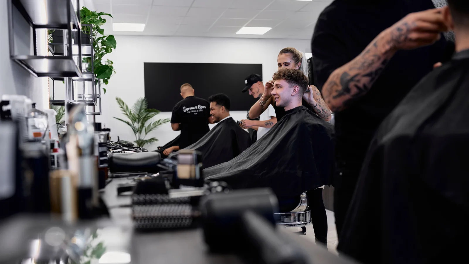 SAFEZONE BARBER SHOP – tým salonu
