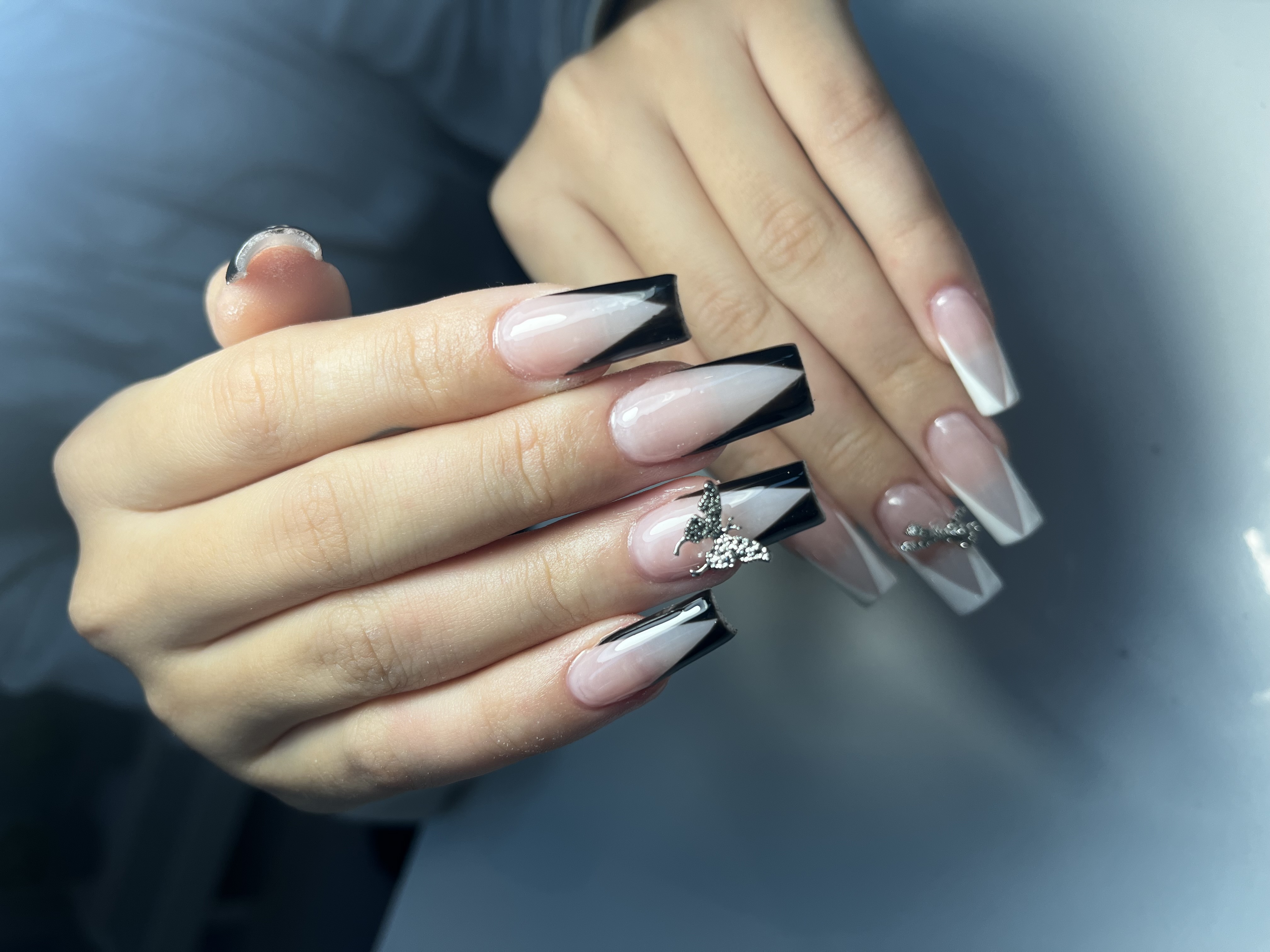 Modern Nails - Gallery Image