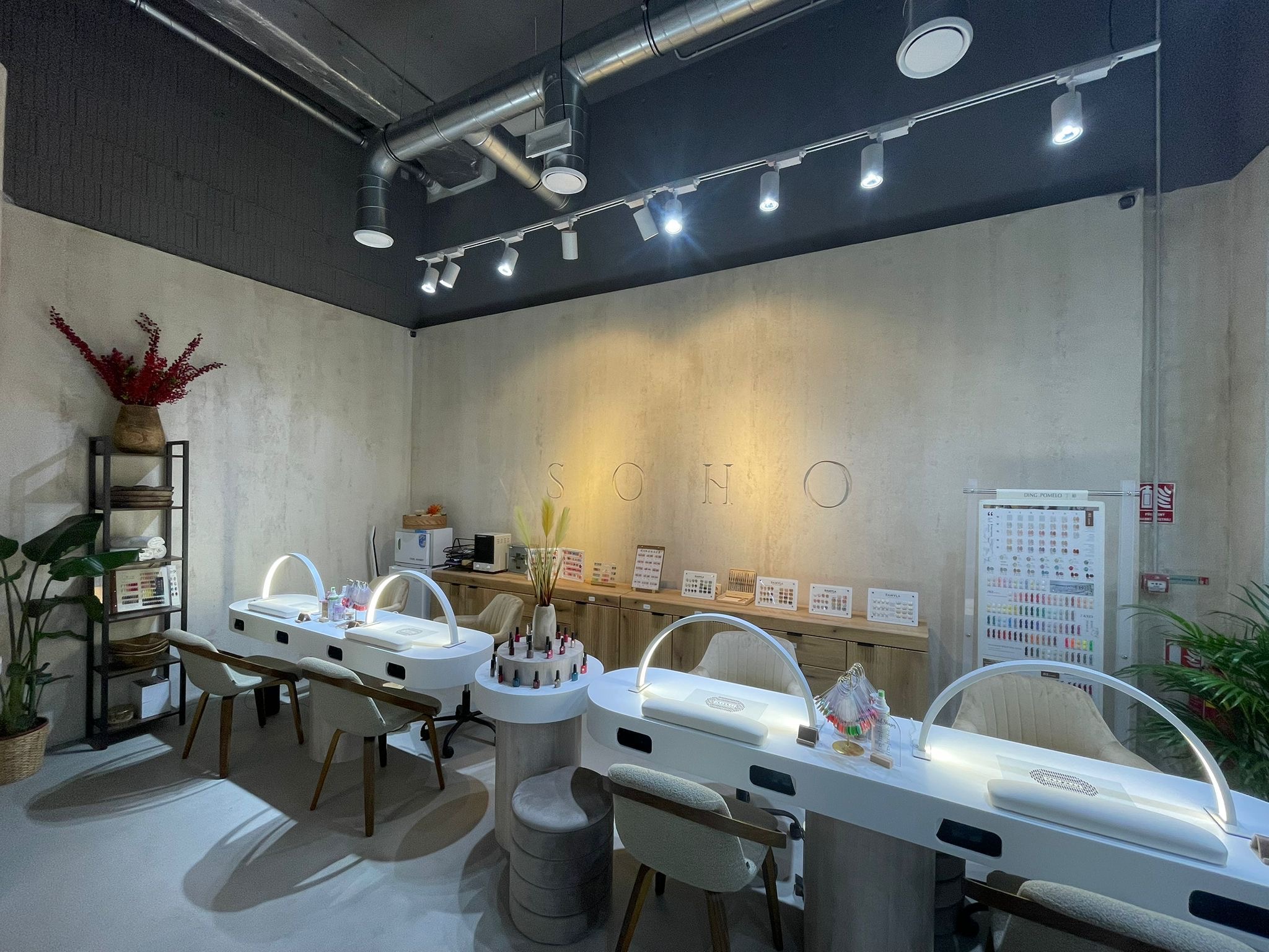 SOHO Nails & Spa - common.gallery_image