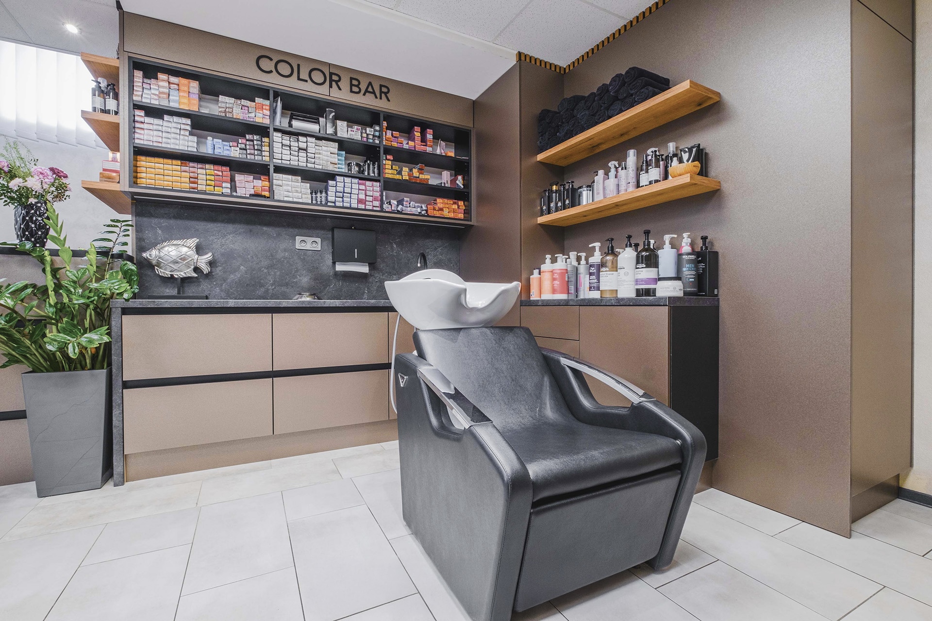 Newtone Beauty Hair - common.gallery_image