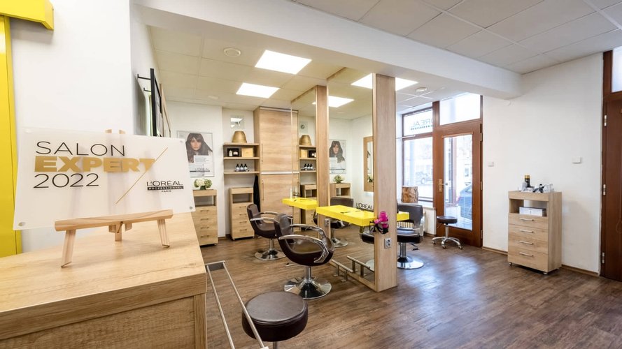 Aneta Hořáková - Gallery Image 1