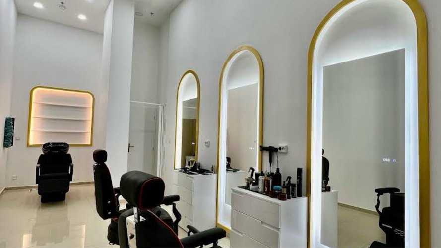 Beautify Nails & Hair - Gallery Image 1