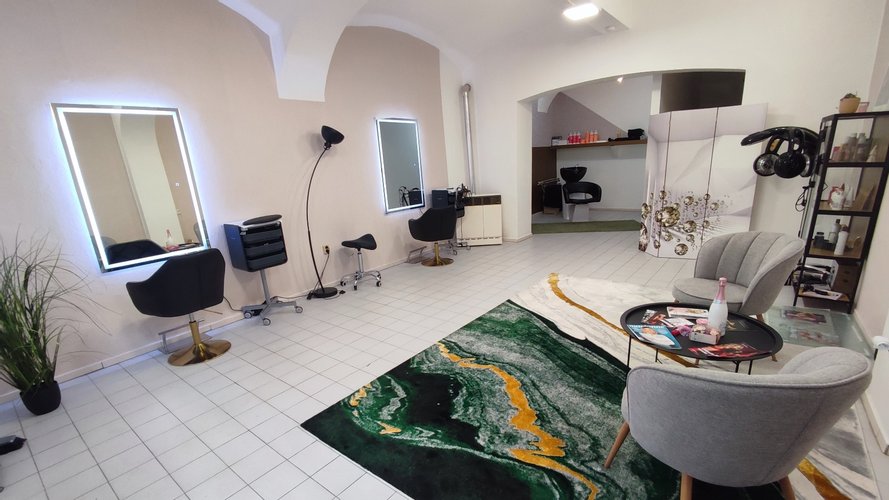 Hairstyle Jolana Fáberová - Gallery Image 1