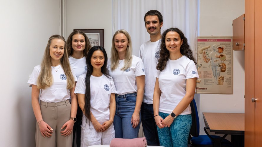 Masírování pro zaměstnance Univerzity Karlovy - Gallery Image 1