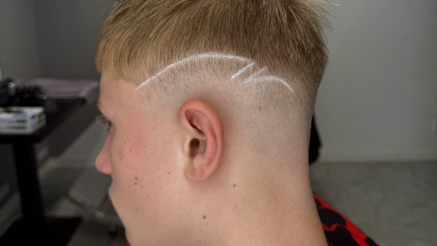 Nesvi_Barber  - Gallery Image 1