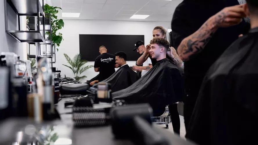 SAFEZONE BARBER SHOP - Gallery Image 1