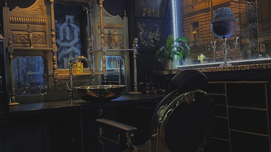 The Darkhood Spot Tattoo & Barber & Piercing & Clothing & Record - Gallery Image 1