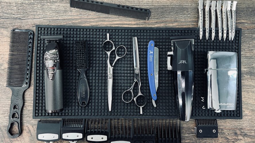 VLT barber - Gallery Image 1